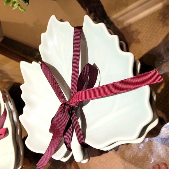 Maple Leaf Serving dishes - Picture 5 of 7